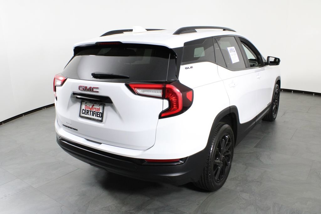 Used 2023 GMC Terrain SLE w/ Driver Convenience Package FWD image 15