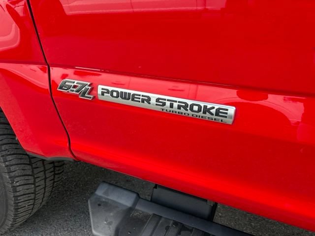 Used 2022 Ford F350 XLT w/ Black Appearance Package AWD/4WD image 15