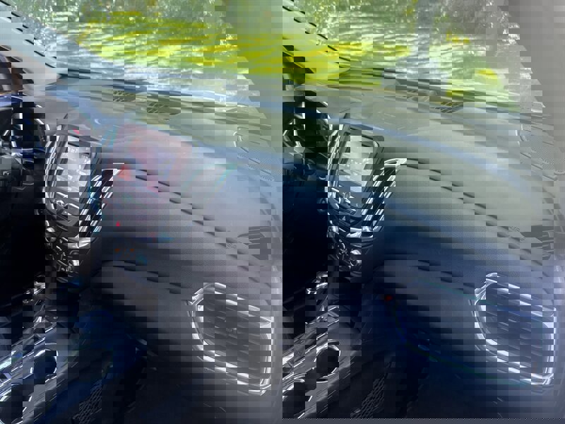 Used 2018 Chevrolet Equinox LT image 23