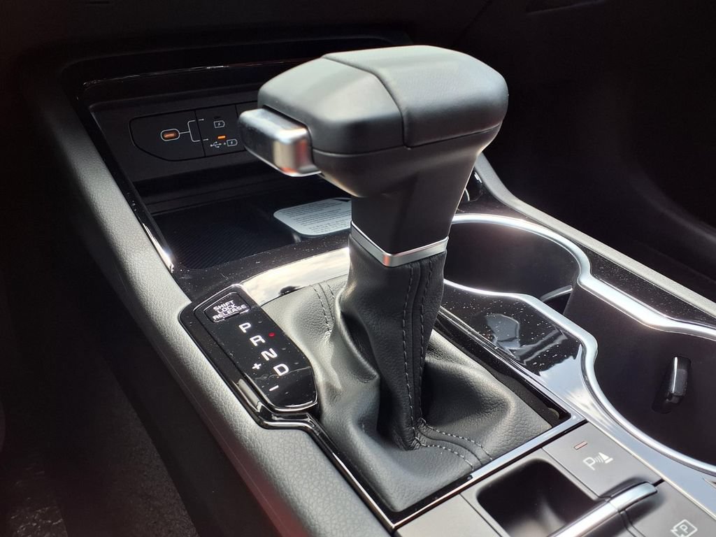 New 2026 Kia K5 GT-Line w/ GT-Line Red Interior Package FWD image 6