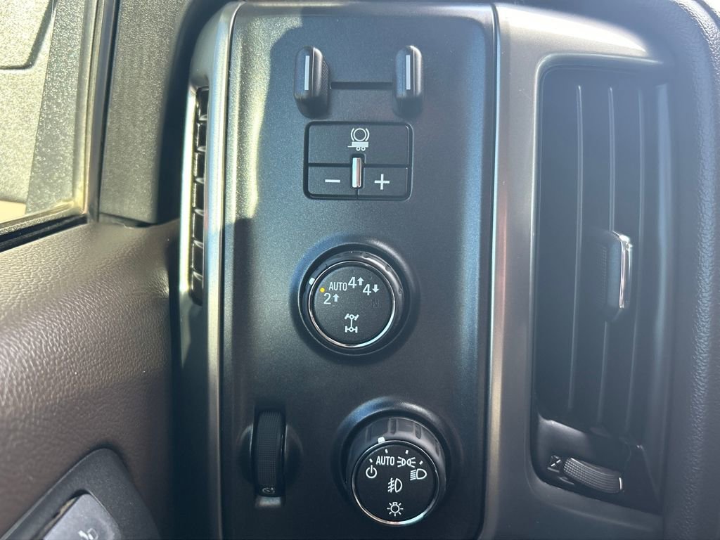 Used 2017 Chevrolet Silverado 1500 LTZ Z71 w/ LTZ Plus Package image 14