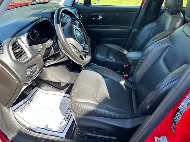 Used 2020 Jeep Renegade Limited w/ UConnect 8.4 Nav Group AWD/4WD image 10