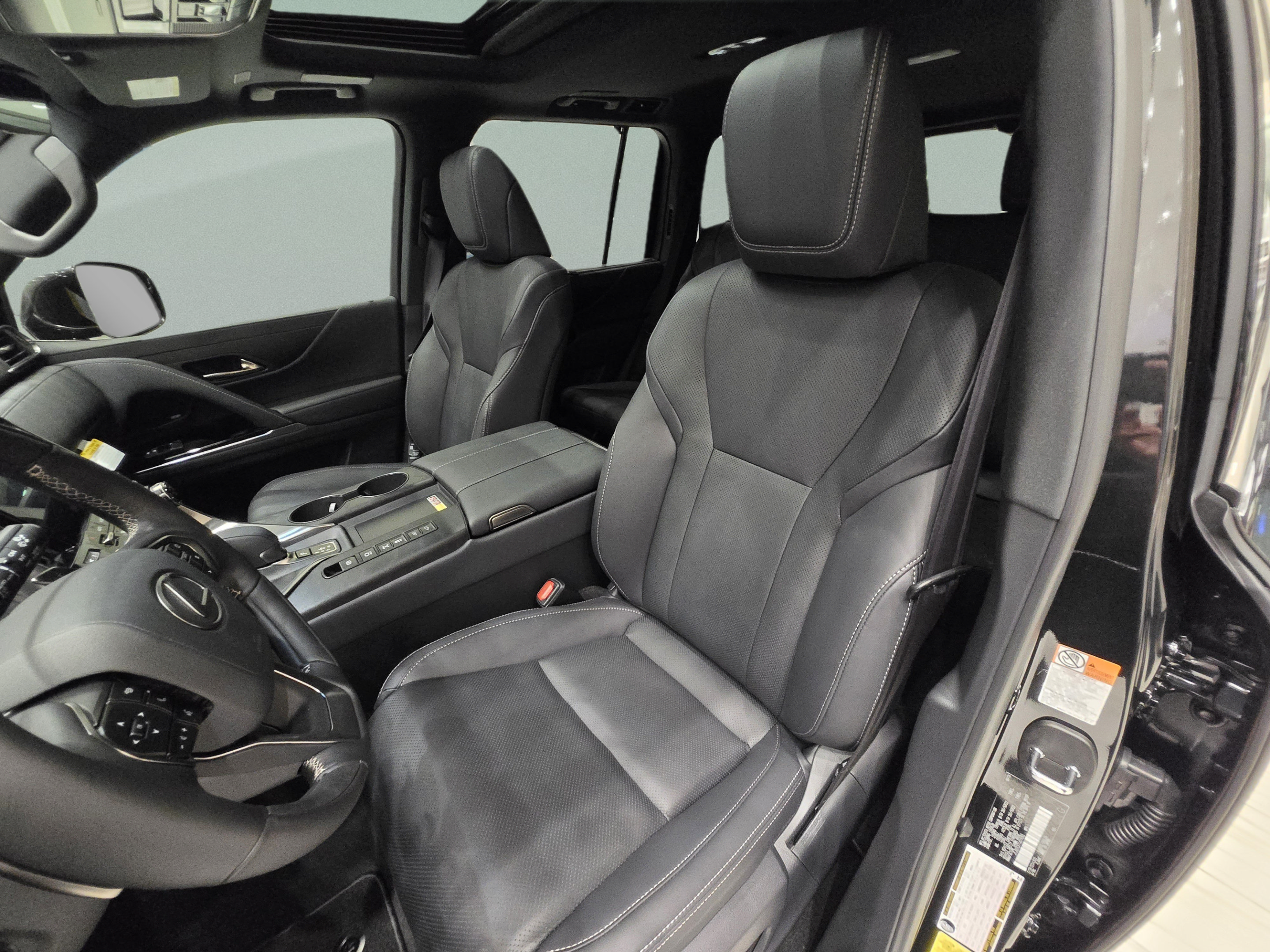 New 2026 Lexus LX 700h Luxury AWD/4WD image 15