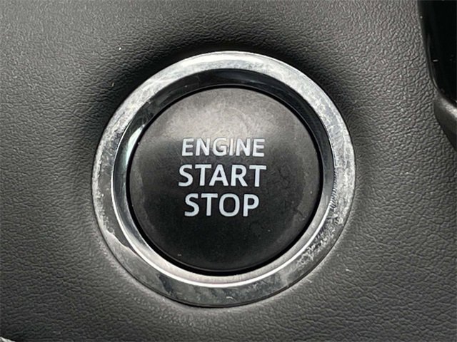 Used 2022 Toyota Highlander XLE image 27