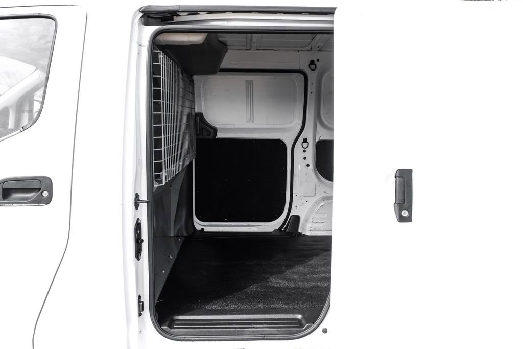 Used 2020 Nissan NV200 SV image 31