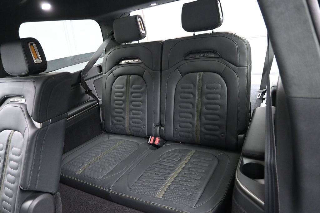 Used 2023 Rivian R1S Adventure AWD/4WD image 11