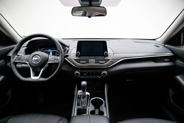 Used 2024 Nissan Altima 2.5 SV image 26