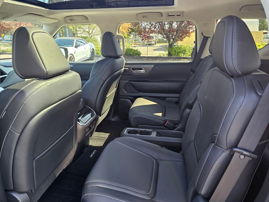 New 2025 INFINITI QX80 Pure image 14