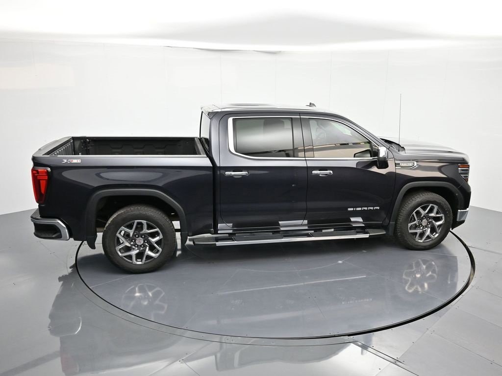 Used 2023 GMC Sierra 1500 SLT w/ SLT Premium Package image 38