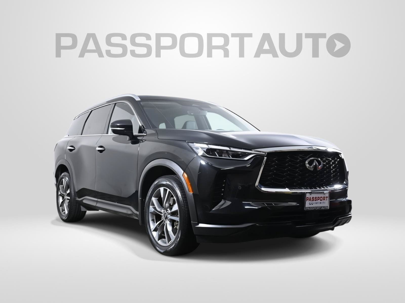 Certified 2023 INFINITI QX60 Luxe w/ Cargo Package AWD/4WD image 3