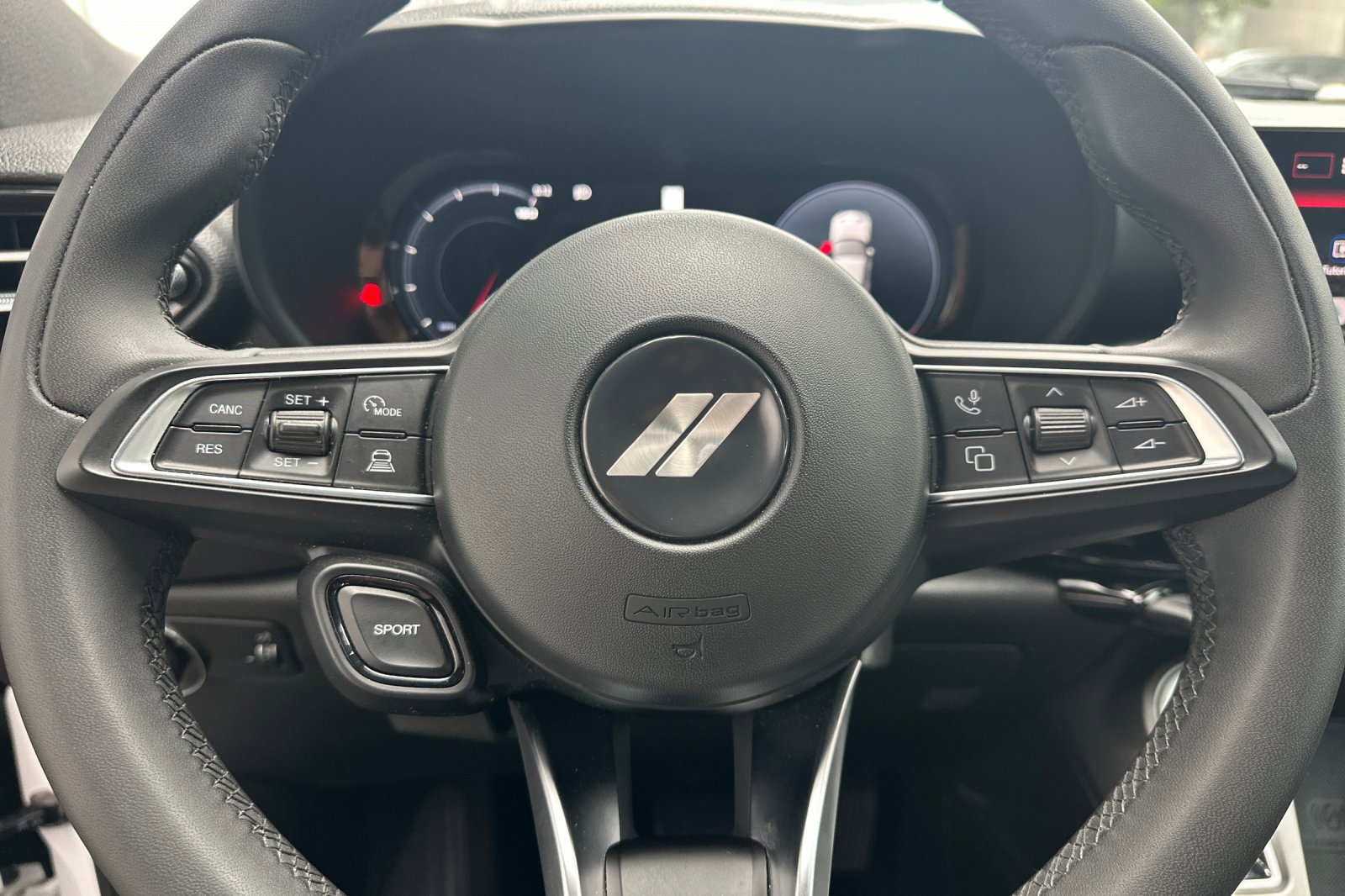 Used 2024 Dodge Hornet GT image 15