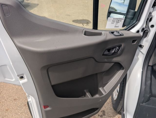 New 2026 Ford Transit 250 148 Medium Roof RWD image 13