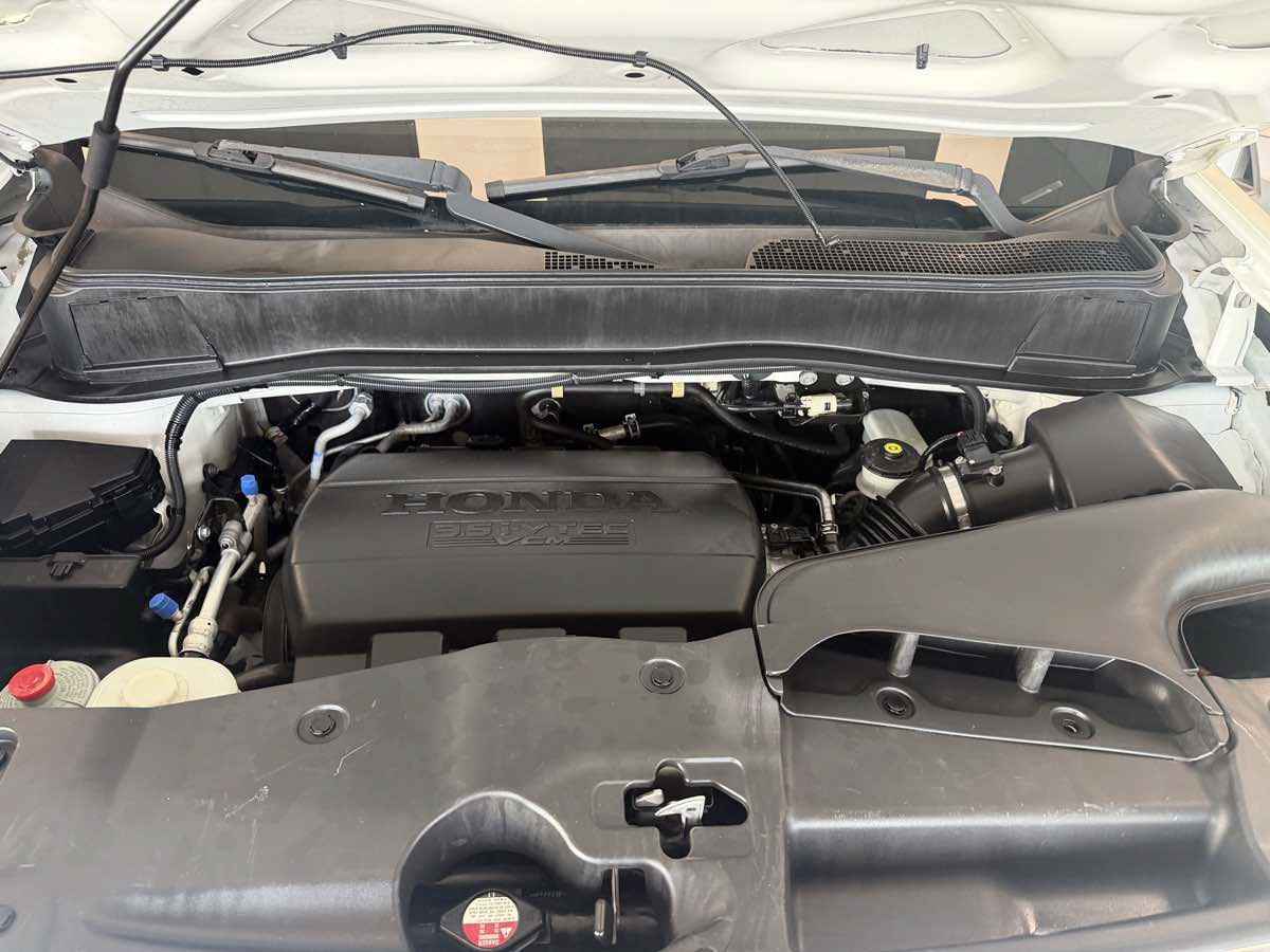Used 2014 Honda Pilot Touring image 30