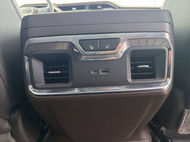 Used 2024 GMC Sierra 1500 Denali w/ Technology Package AWD/4WD image 40