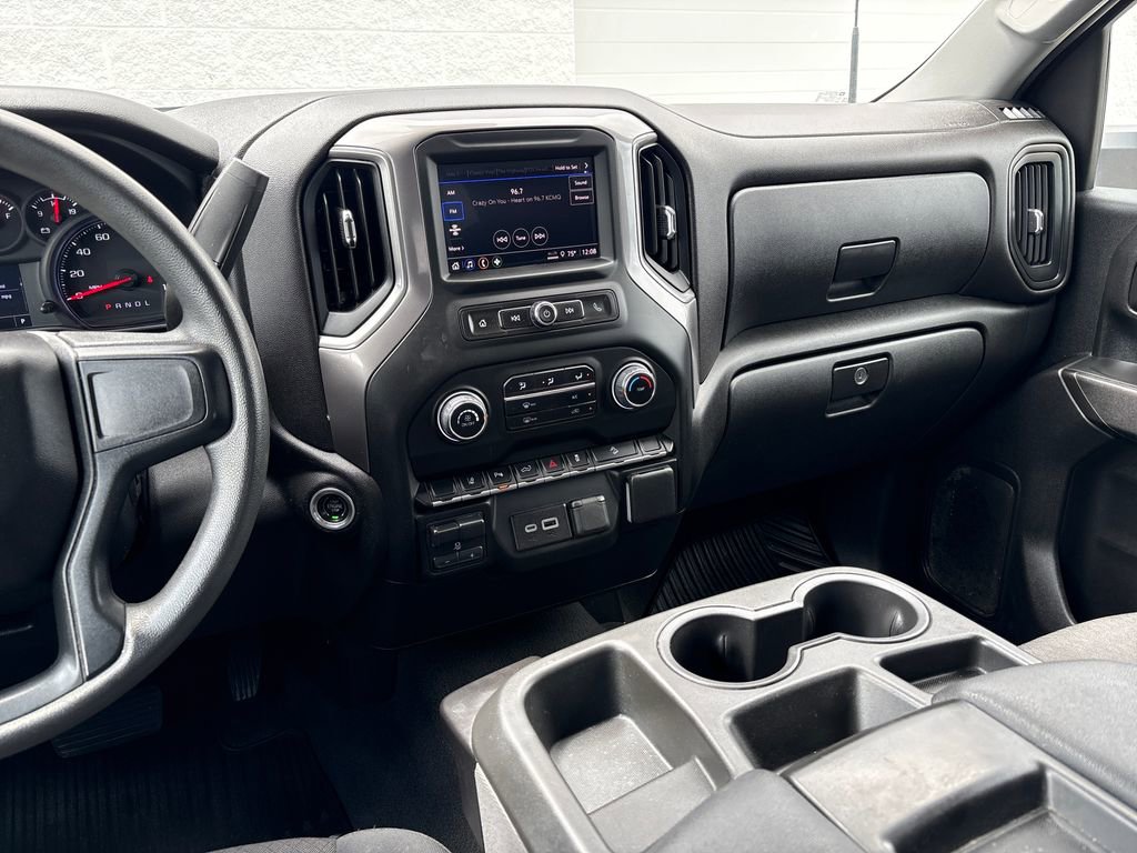 Used 2024 Chevrolet Silverado 2500 Custom w/ Custom Value Package AWD/4WD image 22