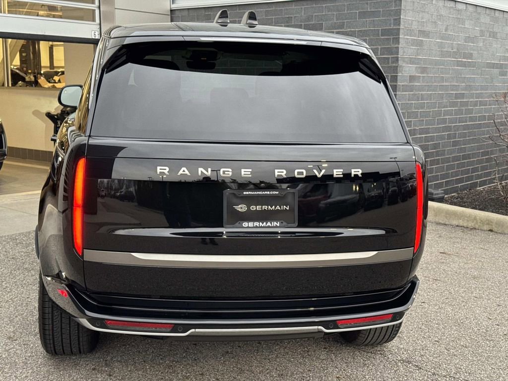 Certified 2024 Land Rover Range Rover SE AWD/4WD image 5