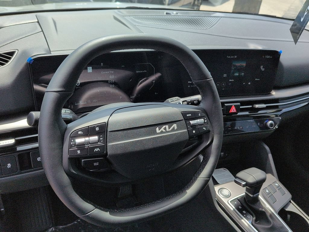 New 2026 Kia Sportage SX FWD image 9