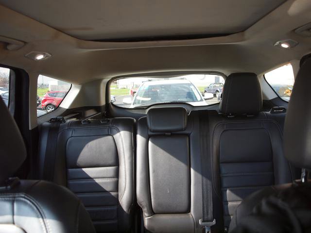 Used 2017 Ford Escape Titanium AWD/4WD image 12