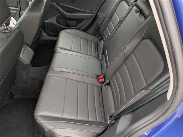 Used 2024 Volkswagen Jetta SE FWD image 17