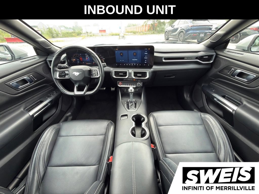 Used 2025 Ford Mustang Premium RWD image 12