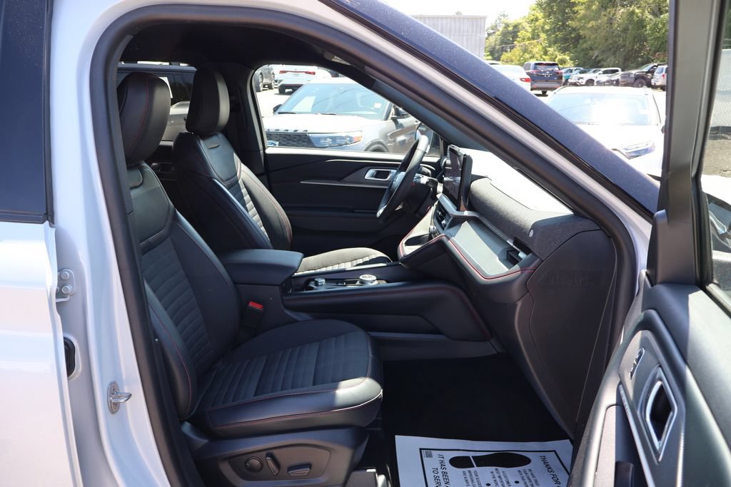 Used 2026 Ford Explorer ST-Line RWD image 26