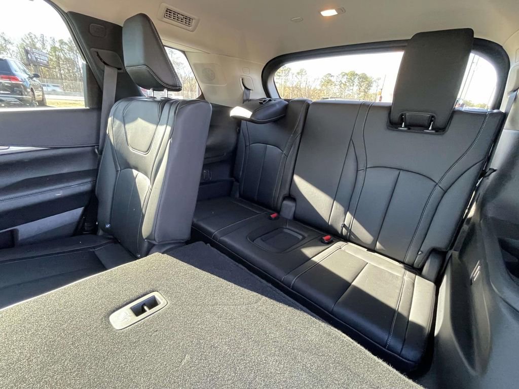 Used 2025 INFINITI QX60 Luxe image 12