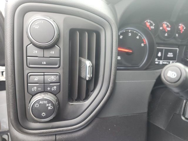 Used 2024 Chevrolet Silverado 3500 W/T image 20
