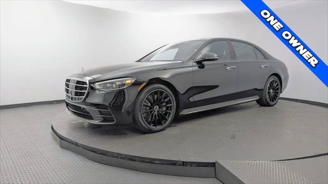 Used 2023 Mercedes-Benz S 500 4MATIC image 2