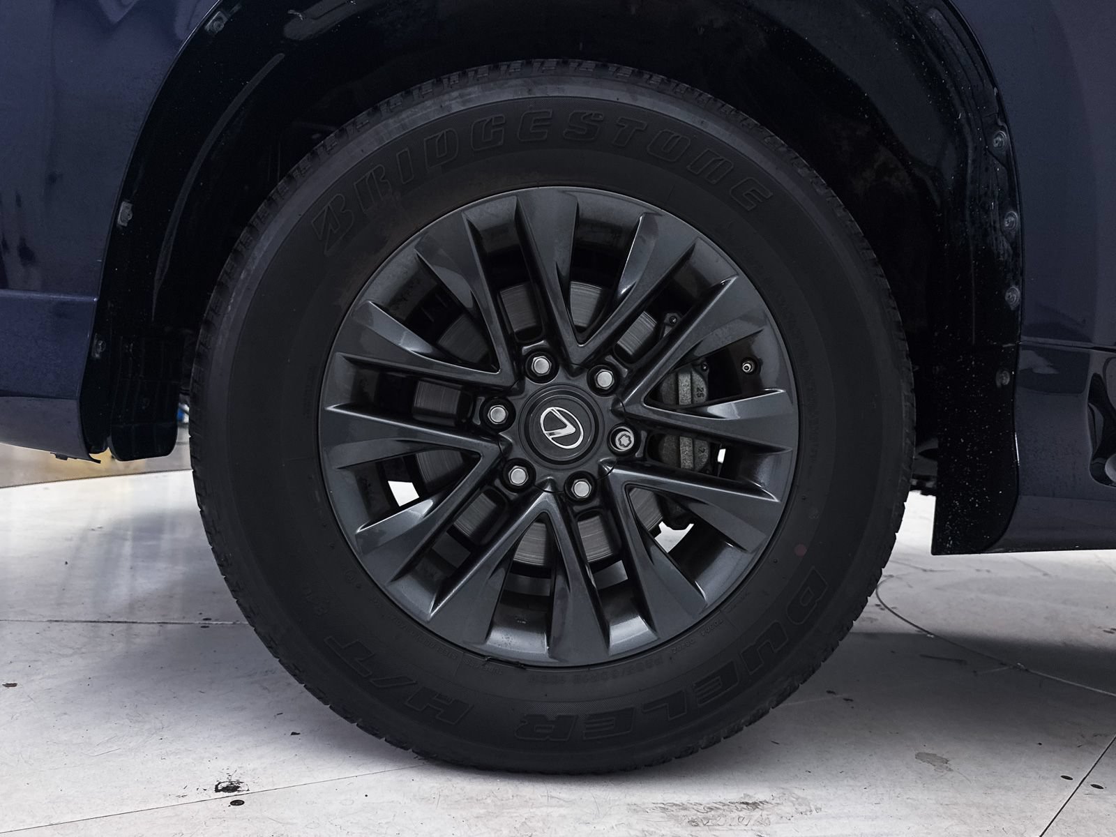 Used 2022 Lexus GX 460 Premium w/ Premium Package AWD/4WD image 14