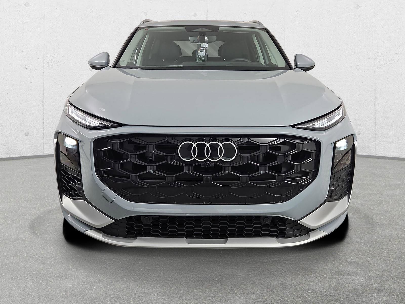 New 2026 Audi Q3 quattro 2.0T AWD/4WD image 2