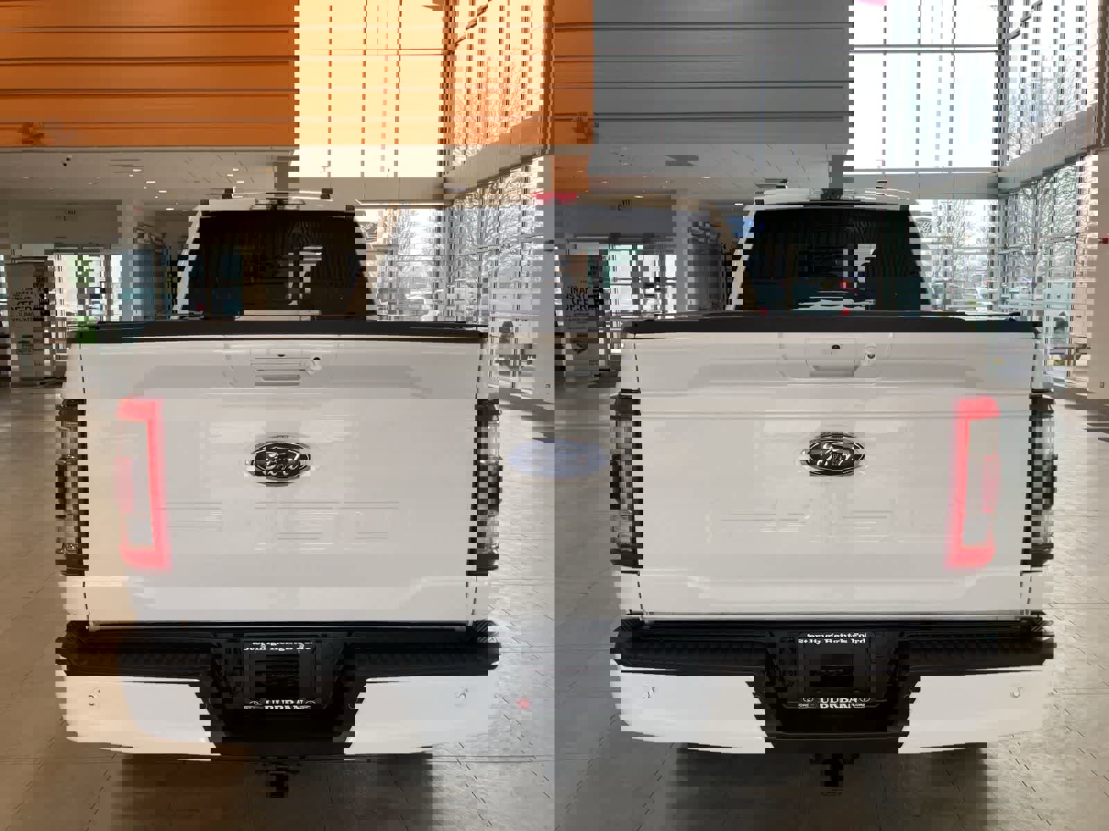 Used 2021 Ford F150 Lariat w/ Equipment Group 502A High image 6