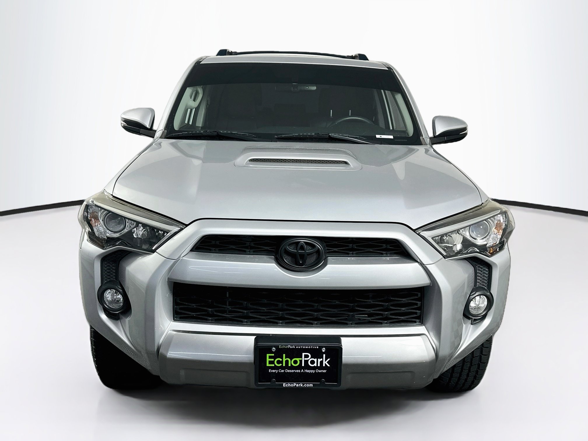 Used 2019 Toyota 4Runner TRD Off-Road Premium AWD/4WD image 2