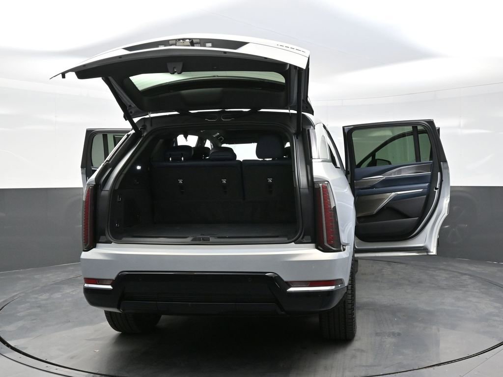 Certified 2025 Cadillac Escalade IQ Luxury 2 image 29