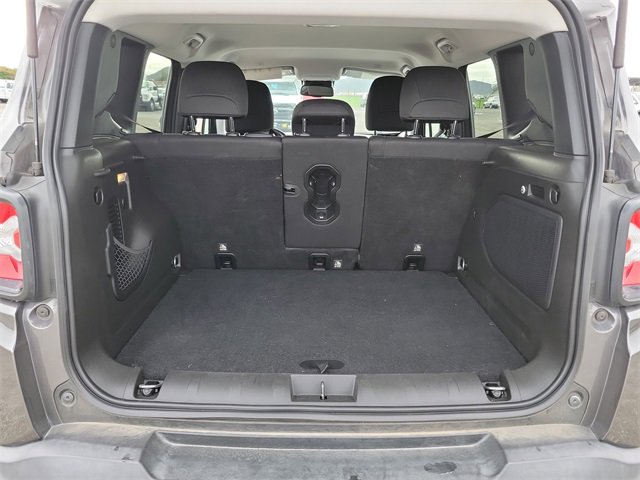 Used 2018 Jeep Renegade Altitude w/ Safety & Security Group image 29