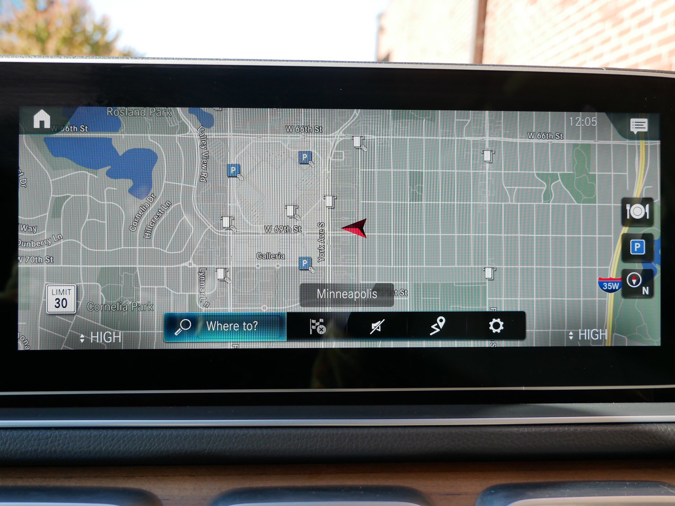 Used 2021 Mercedes-Benz GLS 580 4MATIC image 17