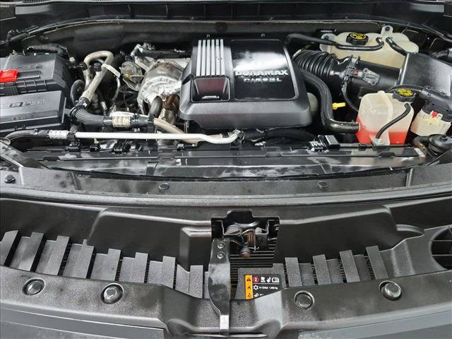 Used 2021 Chevrolet Suburban LS w/ Driver Alert Package RWD image 21