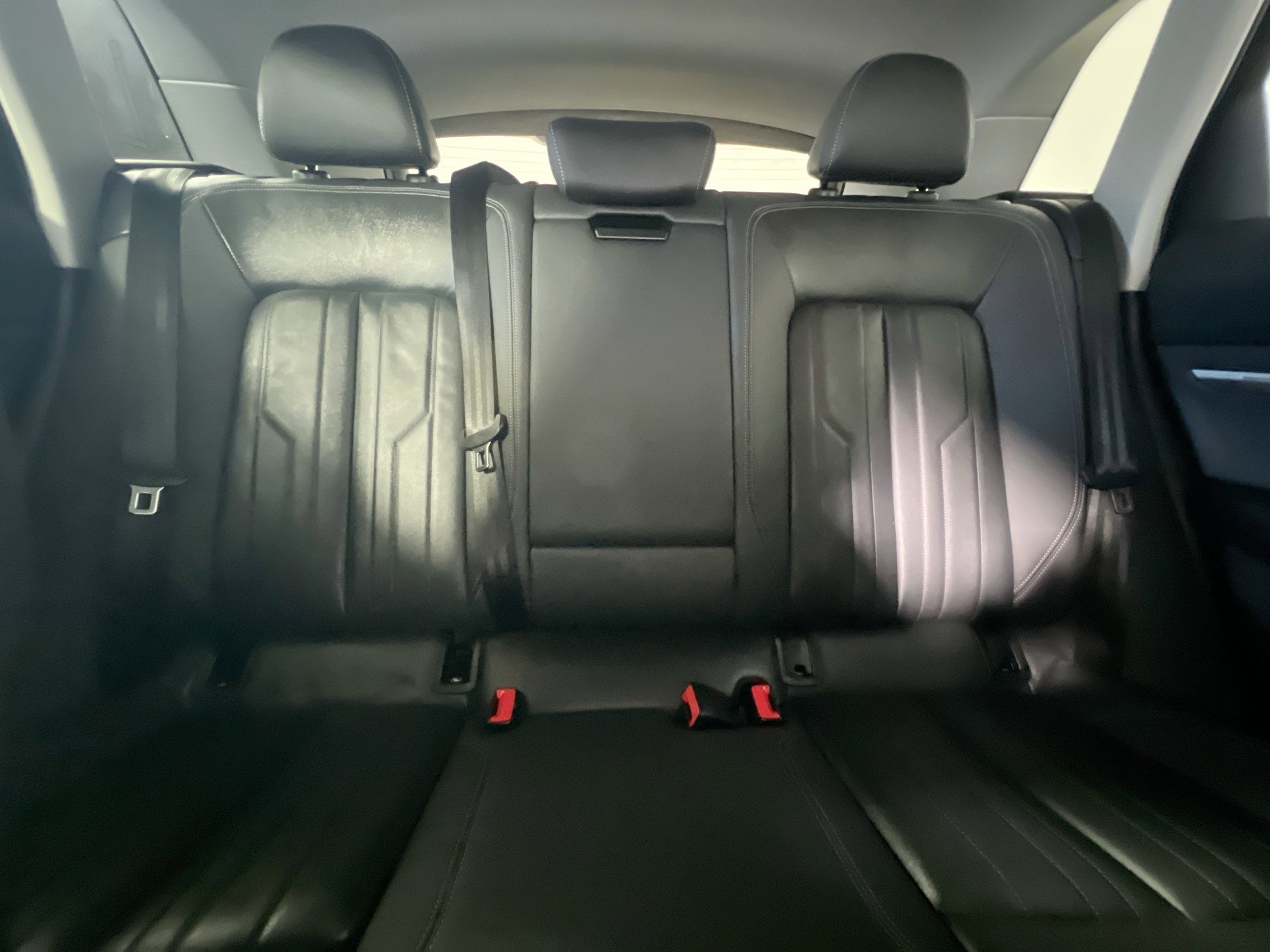 Used 2022 Audi e-tron Premium w/ Convenience Plus Package image 33