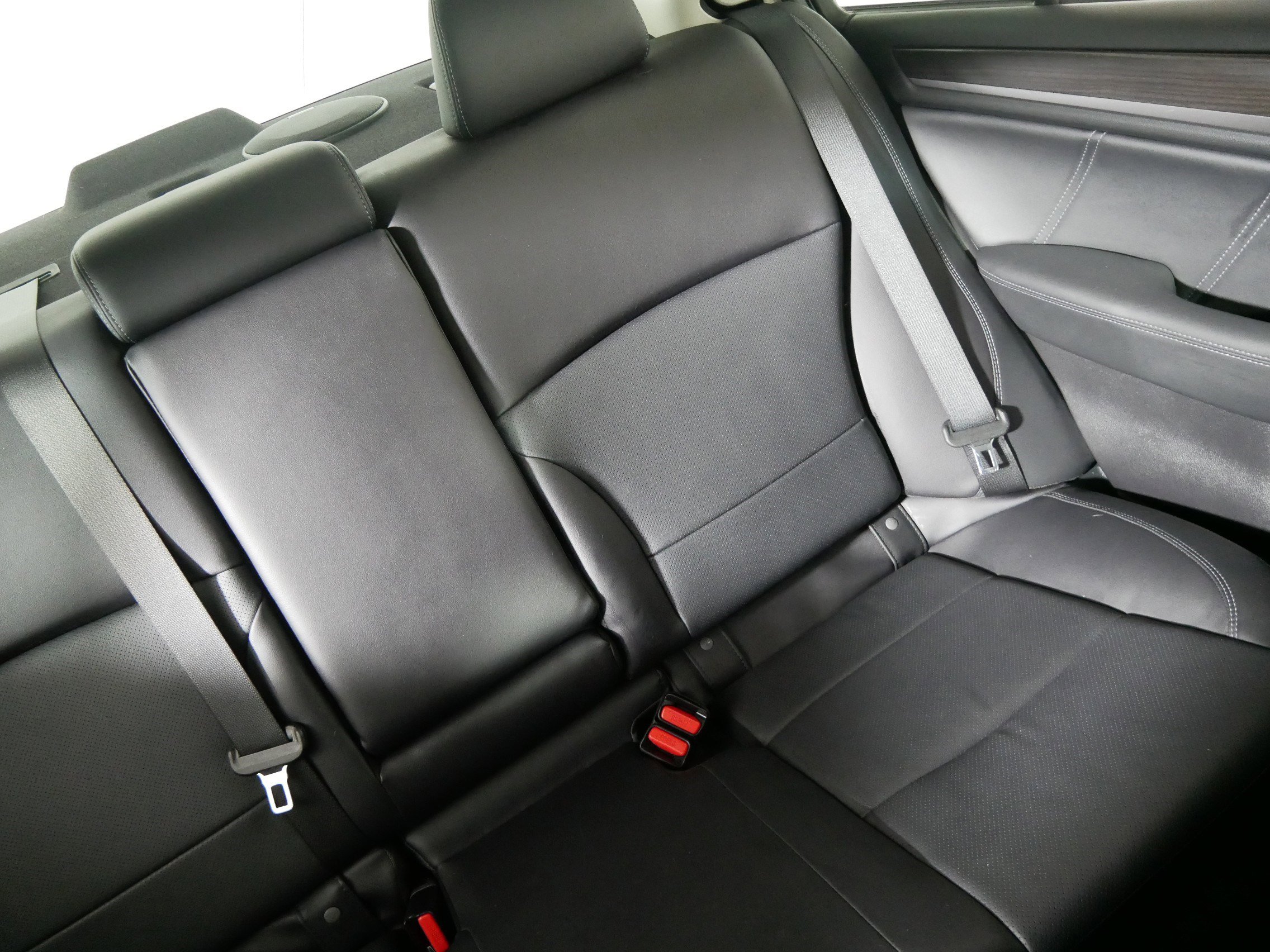 Used 2018 Subaru Legacy 3.6R Limited image 14