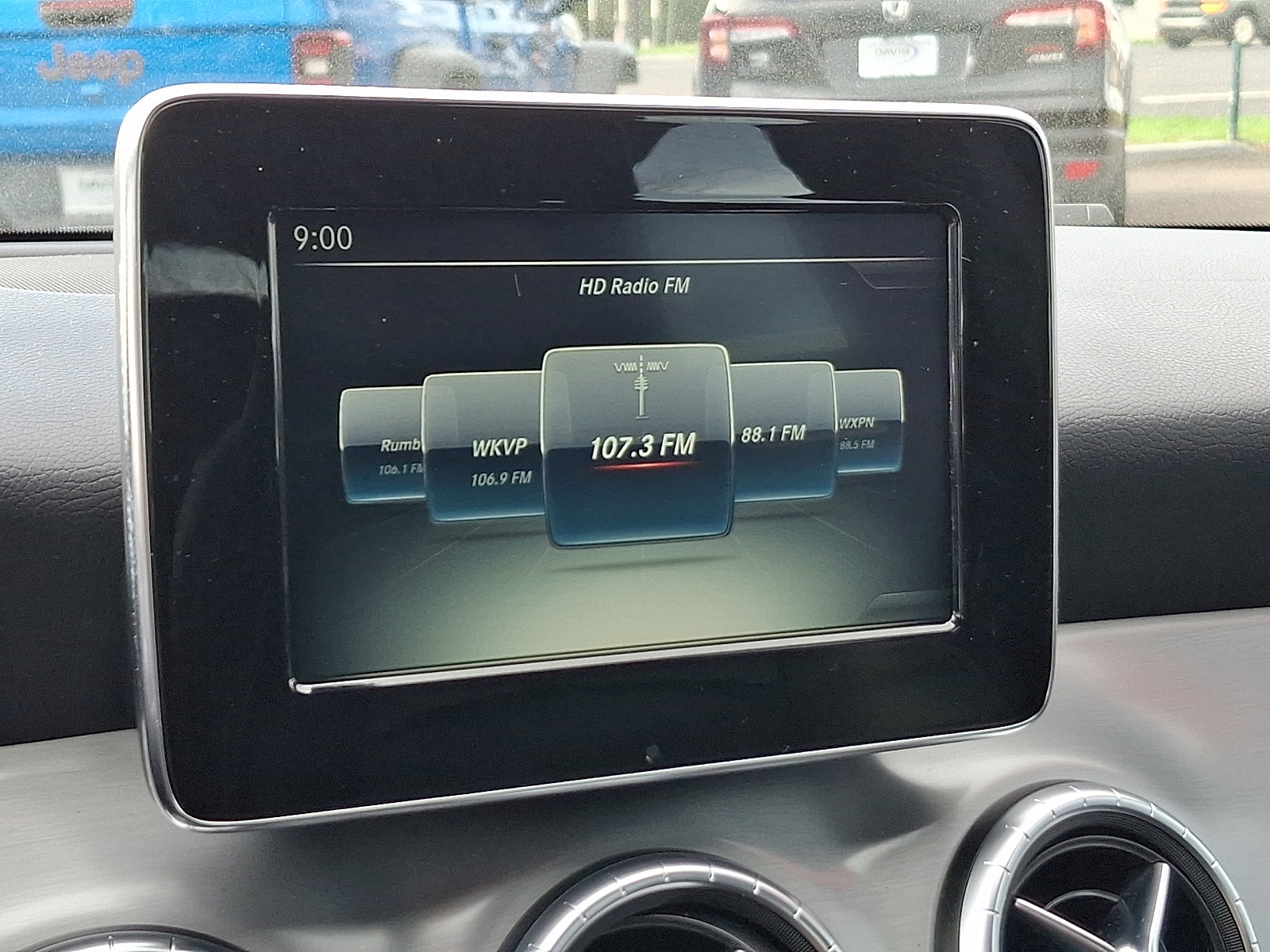 Used 2016 Mercedes-Benz CLA 250 image 17