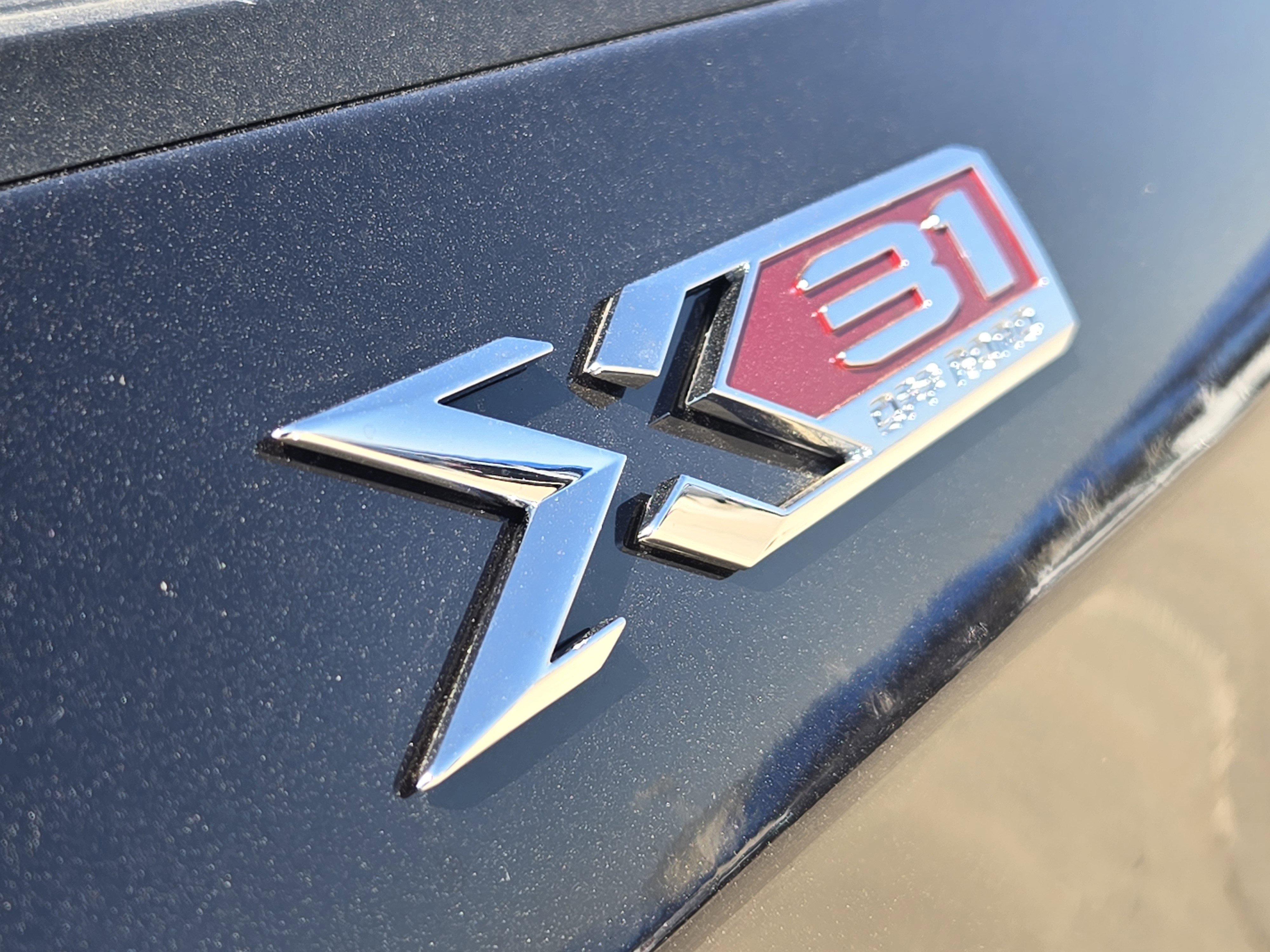 New 2026 GMC Sierra 1500 SLT image 7