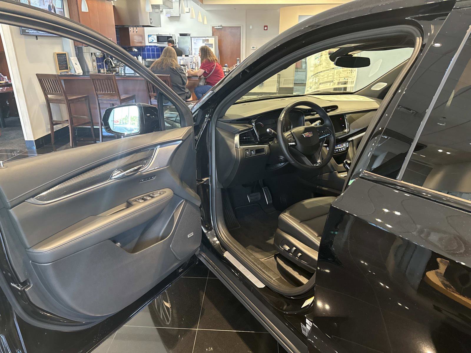 New 2025 Cadillac XT6 Sport image 18