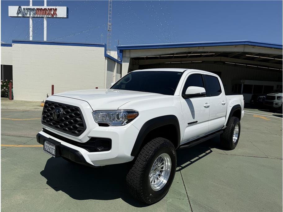 Used 2023 Toyota Tacoma 4x4 Double Cab w/ Trail Edition image 2