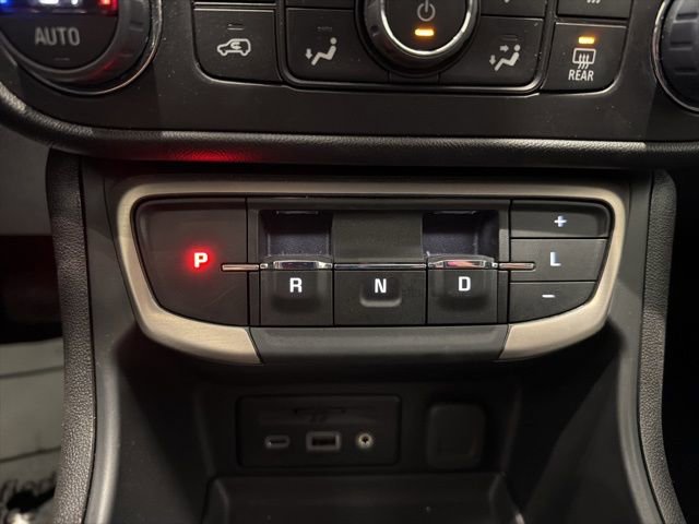 Certified 2024 GMC Terrain Denali w/ Black Diamond Edition image 27