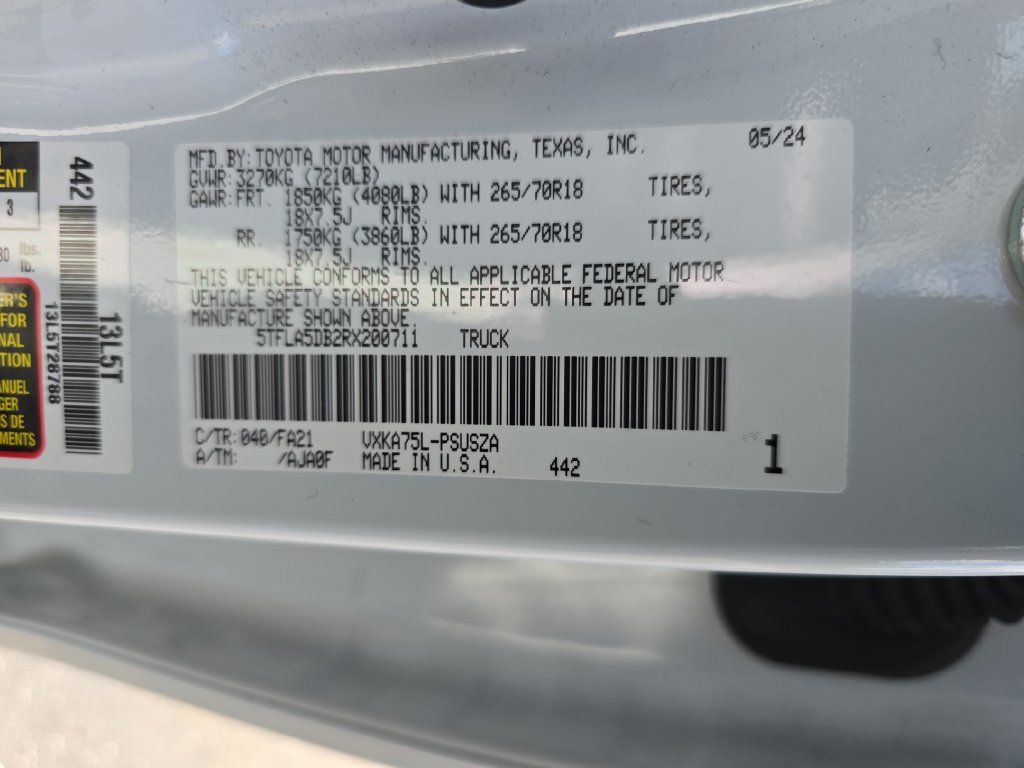Used 2024 Toyota Tundra SR5 w/ SR5 Convenience Package AWD/4WD image 38