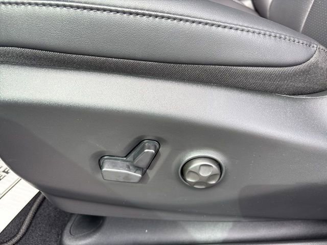 New 2026 Chrysler Pacifica Select image 20