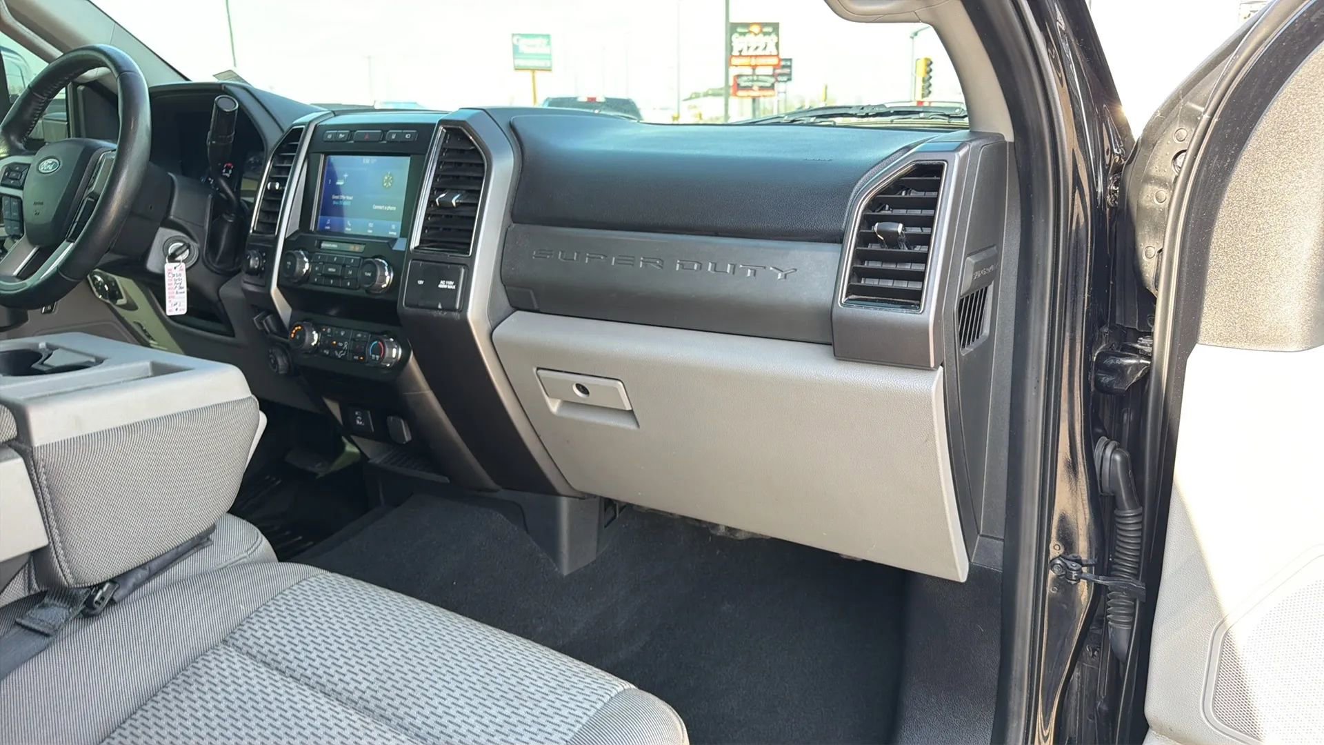 Used 2020 Ford F350 XLT w/ XLT Premium Package AWD/4WD image 77