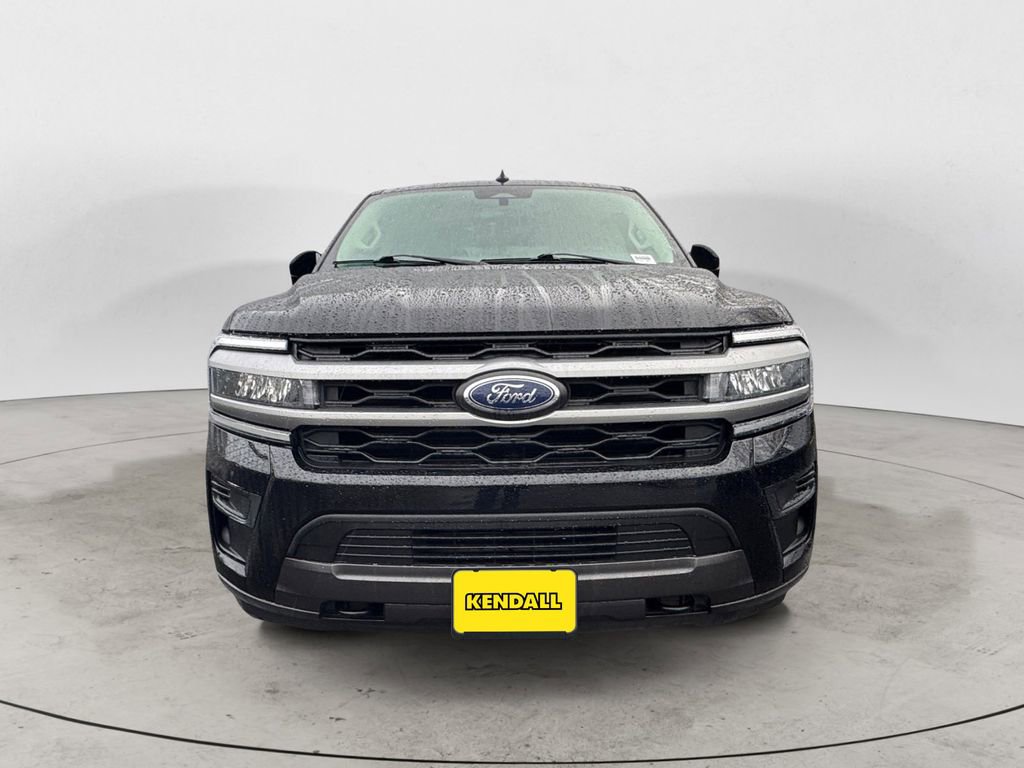 Used 2022 Ford Expedition XLT image 7