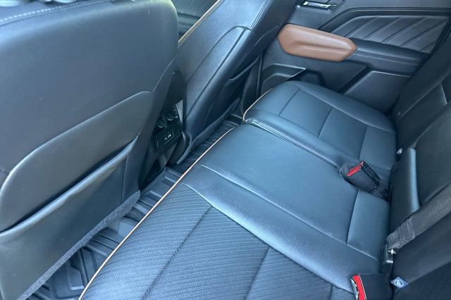 Used 2024 GMC Canyon AT4 w/ AT4 Premium Package image 14