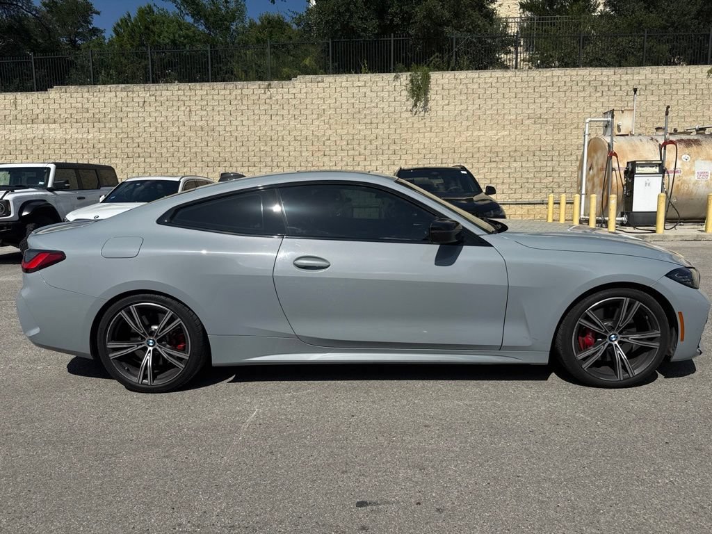 Used 2022 BMW 430i Coupe w/ M Sport Package RWD image 5