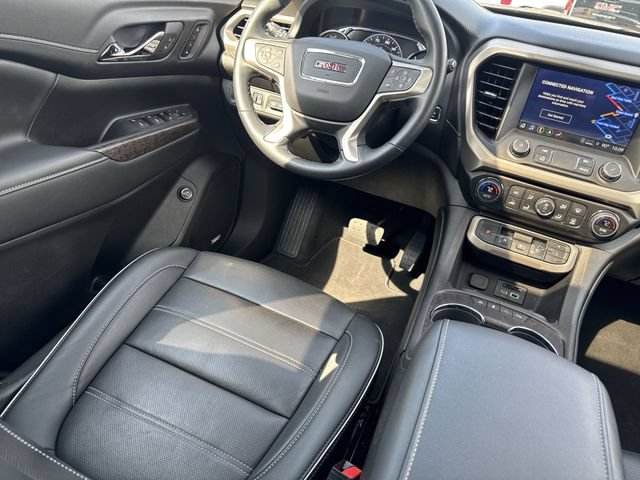 Used 2023 GMC Acadia Denali w/ Denali Ultimate Package AWD/4WD image 17